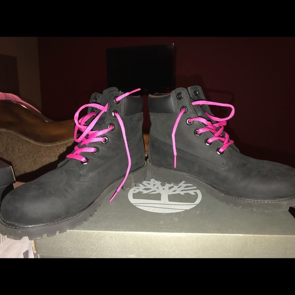 Timberlands - Picture 3 of 4